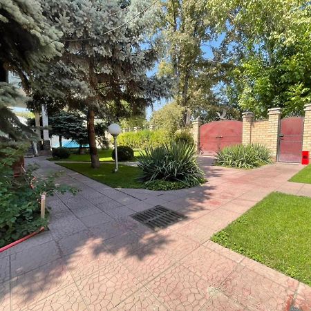 Гостевой Дом Шумкар Азия Guest House Shumkar Asia Bishkek Ngoại thất bức ảnh
