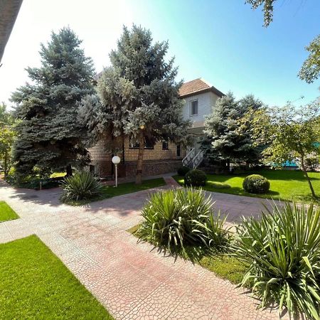 Гостевой Дом Шумкар Азия Guest House Shumkar Asia Bishkek Ngoại thất bức ảnh