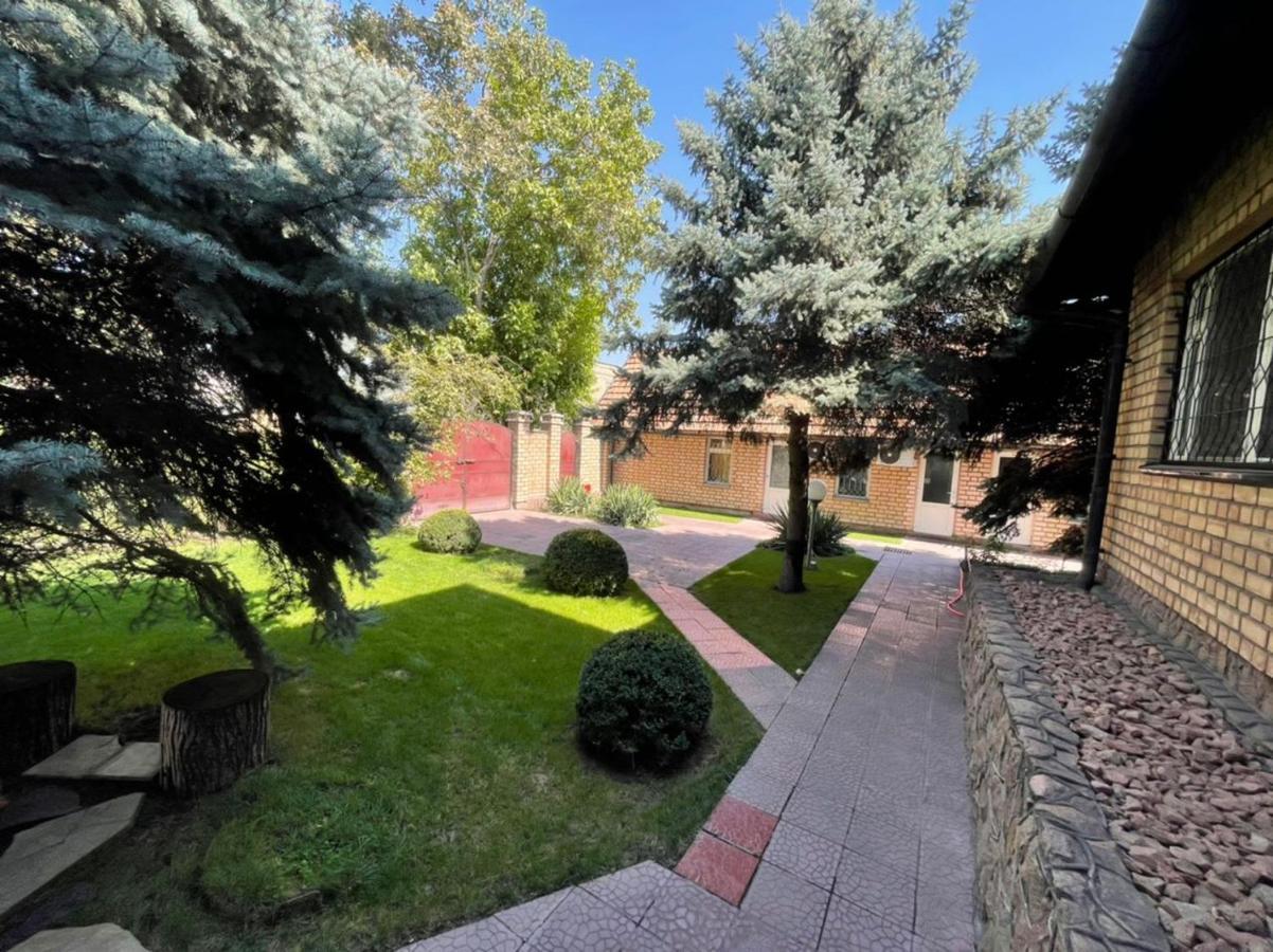 Гостевой Дом Шумкар Азия Guest House Shumkar Asia Bishkek Ngoại thất bức ảnh