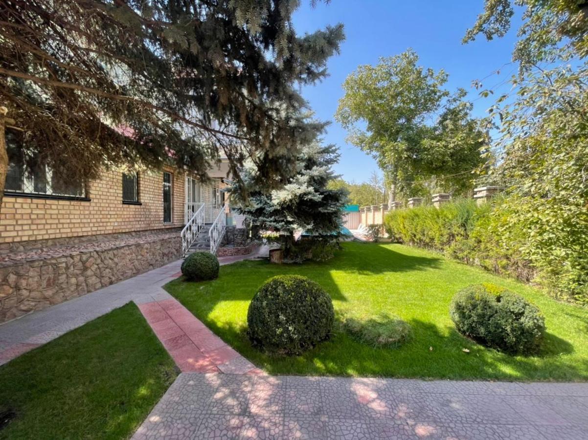 Гостевой Дом Шумкар Азия Guest House Shumkar Asia Bishkek Ngoại thất bức ảnh