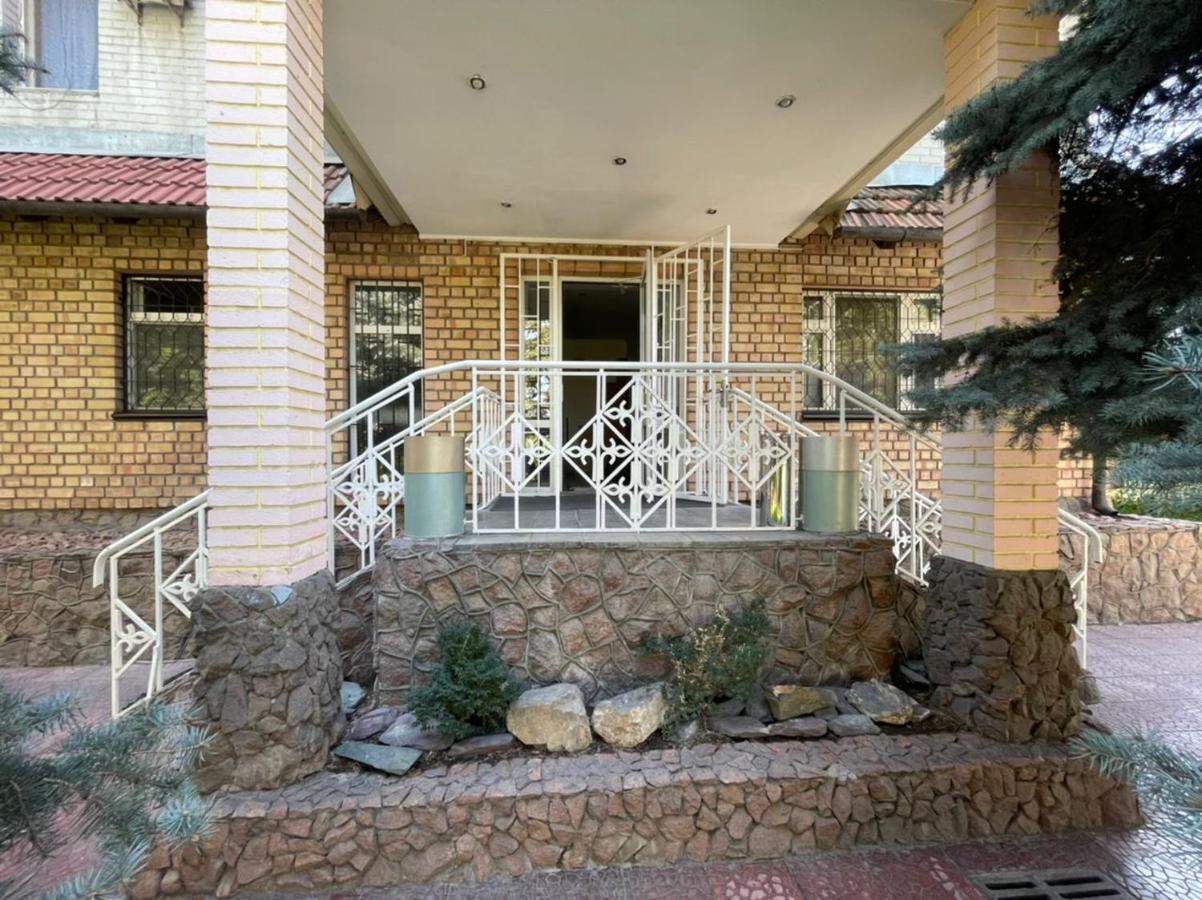 Гостевой Дом Шумкар Азия Guest House Shumkar Asia Bishkek Ngoại thất bức ảnh