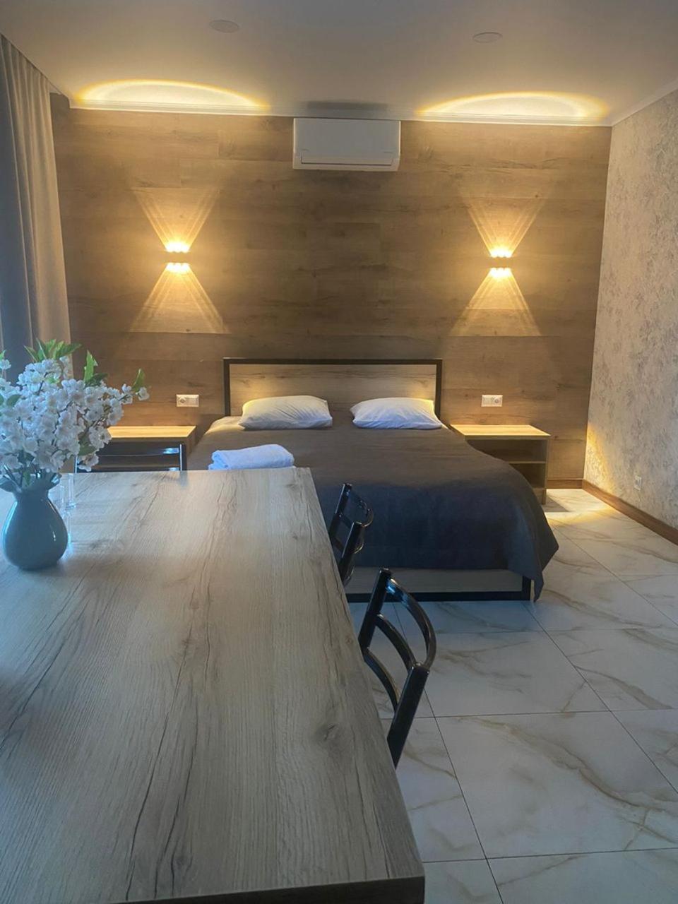 Гостевой Дом Шумкар Азия Guest House Shumkar Asia Bishkek Ngoại thất bức ảnh