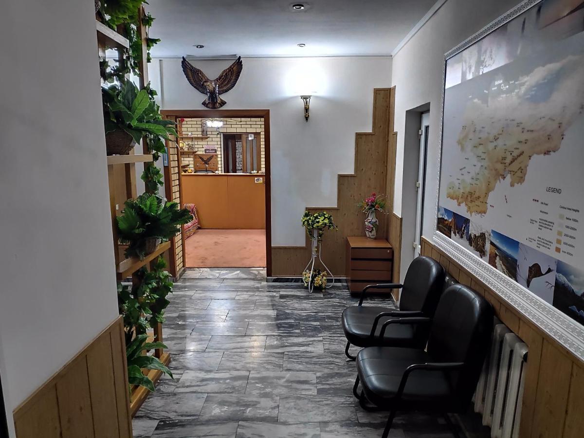 Гостевой Дом Шумкар Азия Guest House Shumkar Asia Bishkek Ngoại thất bức ảnh